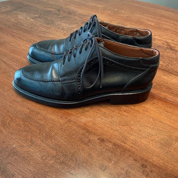 Cable & Co. men’s lace up oxfords - size 7 - Picture 3 of 6
